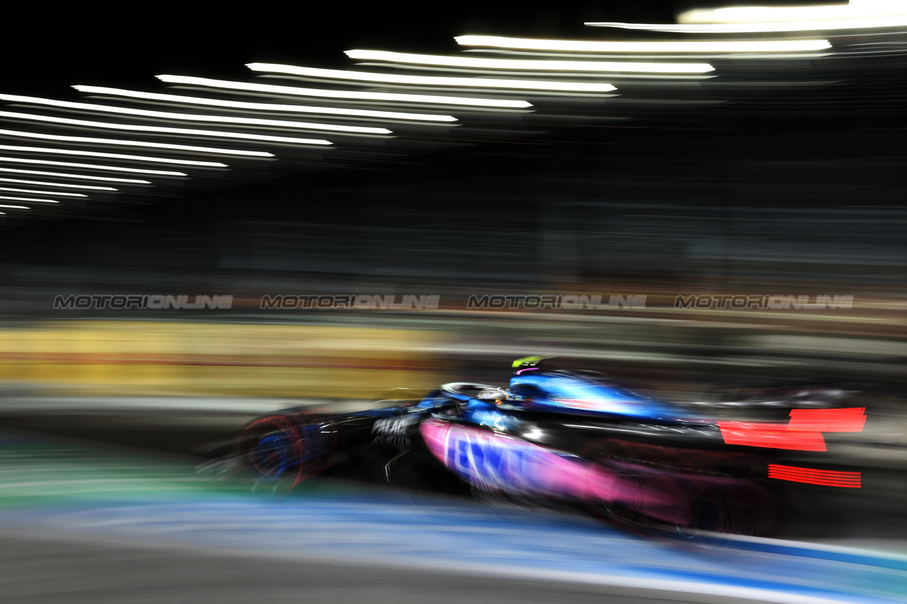 GP LAS VEGAS, Pierre Gasly (FRA) Alpine F1 Team A523.

16.11.2023. Formula 1 World Championship, Rd 22, Las Vegas Grand Prix, Las Vegas, Nevada, USA, Practice Day.

 - www.xpbimages.com, EMail: requests@xpbimages.com © Copyright: Staley / XPB Images