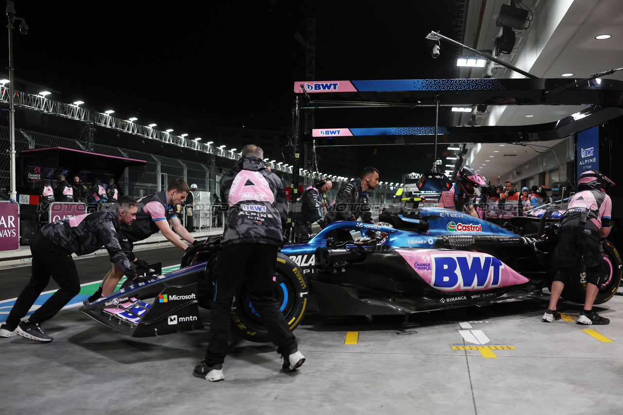 GP LAS VEGAS, Pierre Gasly (FRA) Alpine F1 Team A523.

16.11.2023. Formula 1 World Championship, Rd 22, Las Vegas Grand Prix, Las Vegas, Nevada, USA, Practice Day.

 - www.xpbimages.com, EMail: requests@xpbimages.com © Copyright: Staley / XPB Images