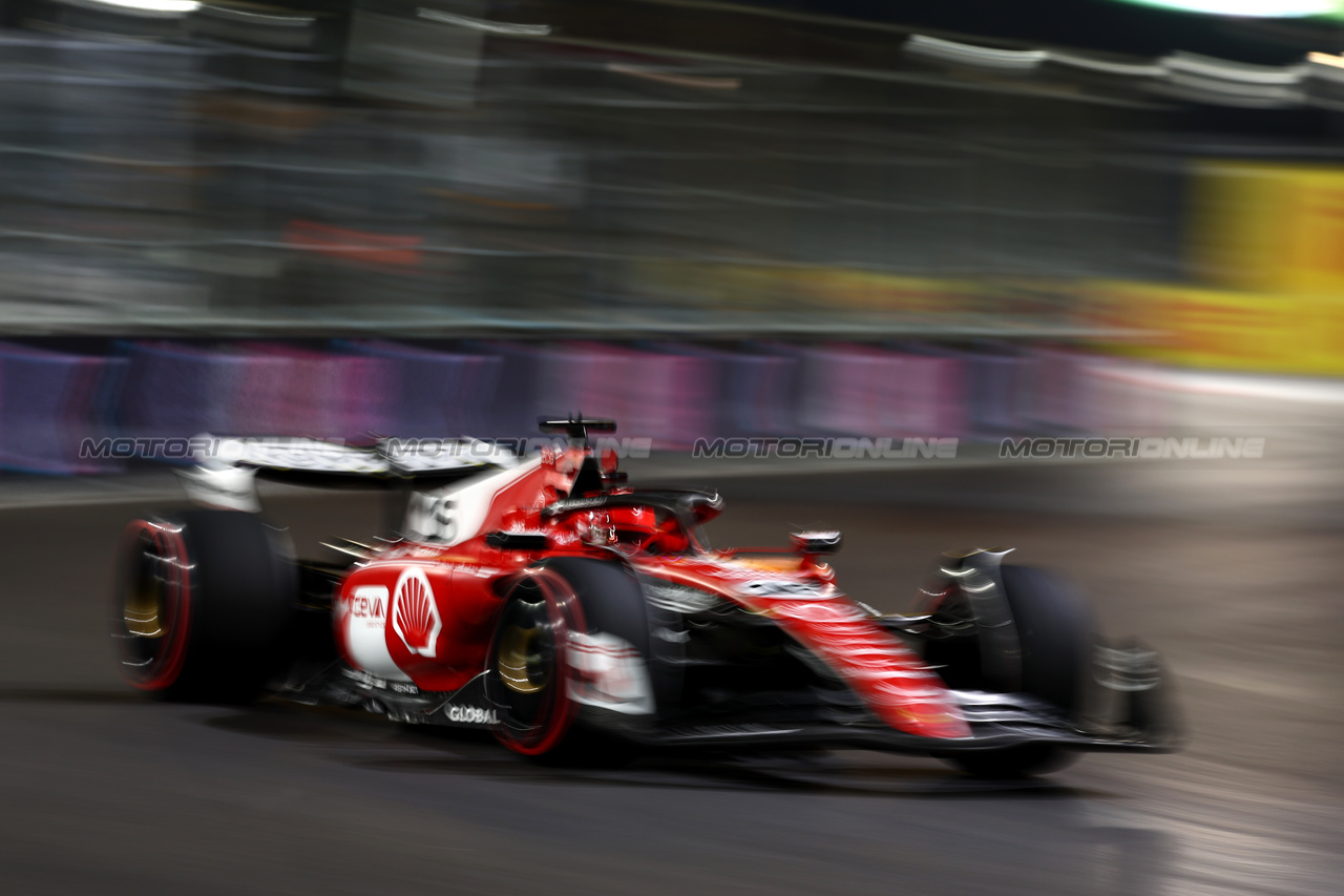 GP LAS VEGAS, Charles Leclerc (MON) Ferrari SF-23.

16.11.2023. Formula 1 World Championship, Rd 22, Las Vegas Grand Prix, Las Vegas, Nevada, USA, Practice Day.

 - www.xpbimages.com, EMail: requests@xpbimages.com © Copyright: Coates / XPB Images
