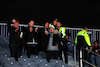 GP LAS VEGAS, Fans show their displeasure as Police eject them from the grandstands fefore the partenza of FP2.
16.11.2023. Formula 1 World Championship, Rd 22, Las Vegas Grand Prix, Las Vegas, Nevada, USA, Practice Day.
 - www.xpbimages.com, EMail: requests@xpbimages.com © Copyright: Coates / XPB Images