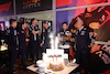GP LAS VEGAS, (L to R): Max Verstappen (NLD) Red Bull Racing with Sergio Perez (MEX) Red Bull Racing e Dr Helmut Marko (AUT) Red Bull Motorsport Consultant.
16.11.2023. Formula 1 World Championship, Rd 22, Las Vegas Grand Prix, Las Vegas, Nevada, USA, Practice Day.
- www.xpbimages.com, EMail: requests@xpbimages.com © Copyright: Moy / XPB Images