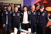 GP LAS VEGAS, Christian Horner (GBR) Red Bull Racing Team Principal celebrates his 50th birthday with Max Verstappen (NLD) Red Bull Racing, Sergio Perez (MEX) Red Bull Racing, Dr Helmut Marko (AUT) Red Bull Motorsport Consultant, e Adrian Newey (GBR) Red Bull Racing Chief Technical Officer.
16.11.2023. Formula 1 World Championship, Rd 22, Las Vegas Grand Prix, Las Vegas, Nevada, USA, Practice Day.
- www.xpbimages.com, EMail: requests@xpbimages.com © Copyright: Moy / XPB Images