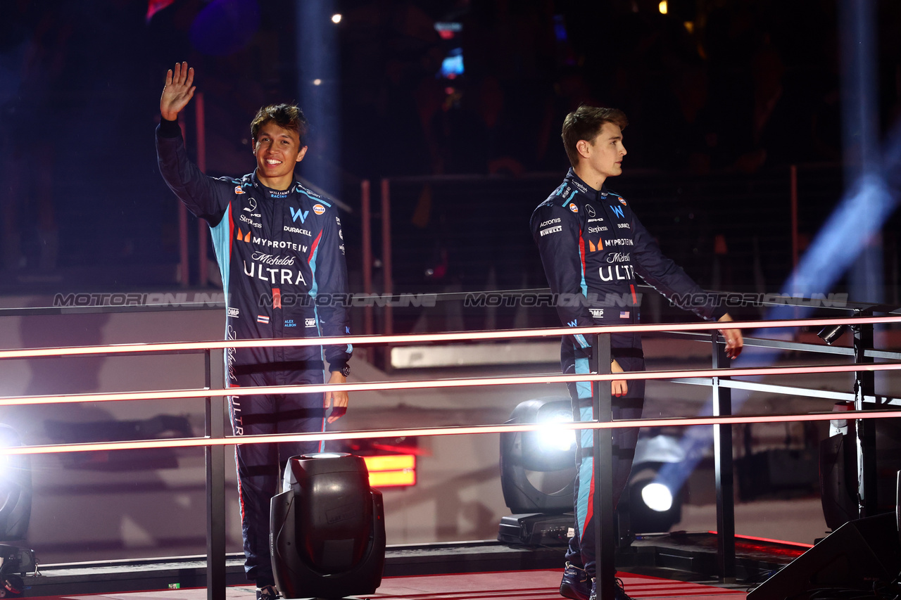 GP LAS VEGAS, Toyota Gazoo Racing Alexander Albon (THA) Williams Racing e Logan Sargeant (USA) Williams Racing - Opening Ceremony.l

15.11.2023. Formula 1 World Championship, Rd 22, Las Vegas Grand Prix, Las Vegas, Nevada, USA, Preparation Day.

- www.xpbimages.com, EMail: requests@xpbimages.com © Copyright: Batchelor / XPB Images