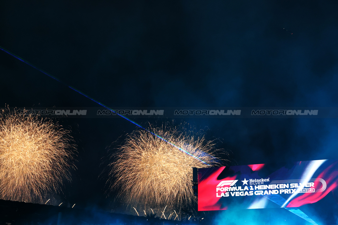 GP LAS VEGAS, Circuit Atmosfera - Opening Ceremony.

15.11.2023. Formula 1 World Championship, Rd 22, Las Vegas Grand Prix, Las Vegas, Nevada, USA, Preparation Day.

- www.xpbimages.com, EMail: requests@xpbimages.com © Copyright: Bearne / XPB Images