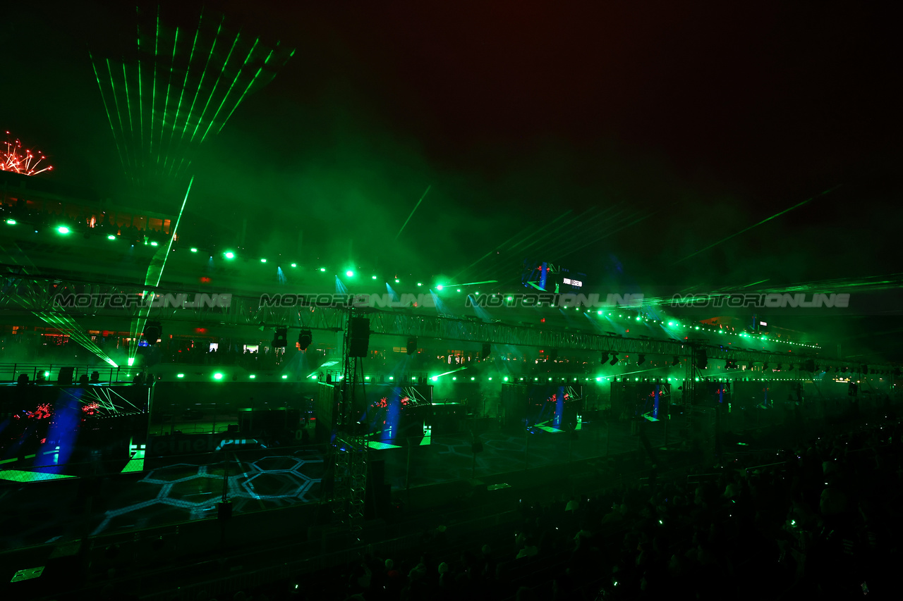 GP LAS VEGAS, Circuit Atmosfera - Opening Ceremony.

15.11.2023. Formula 1 World Championship, Rd 22, Las Vegas Grand Prix, Las Vegas, Nevada, USA, Preparation Day.

 - www.xpbimages.com, EMail: requests@xpbimages.com © Copyright: Coates / XPB Images