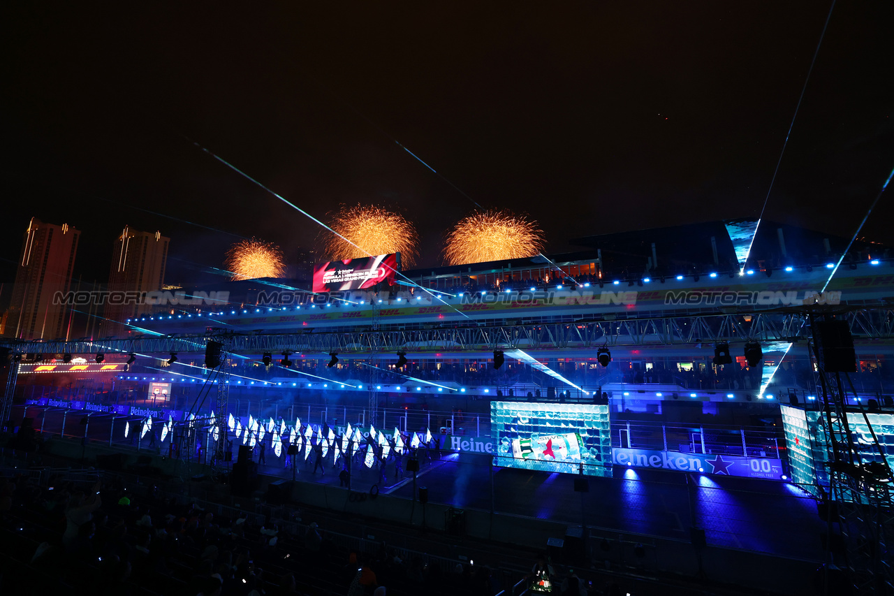GP LAS VEGAS, Circuit Atmosfera - Opening Ceremony.

15.11.2023. Formula 1 World Championship, Rd 22, Las Vegas Grand Prix, Las Vegas, Nevada, USA, Preparation Day.

 - www.xpbimages.com, EMail: requests@xpbimages.com © Copyright: Coates / XPB Images