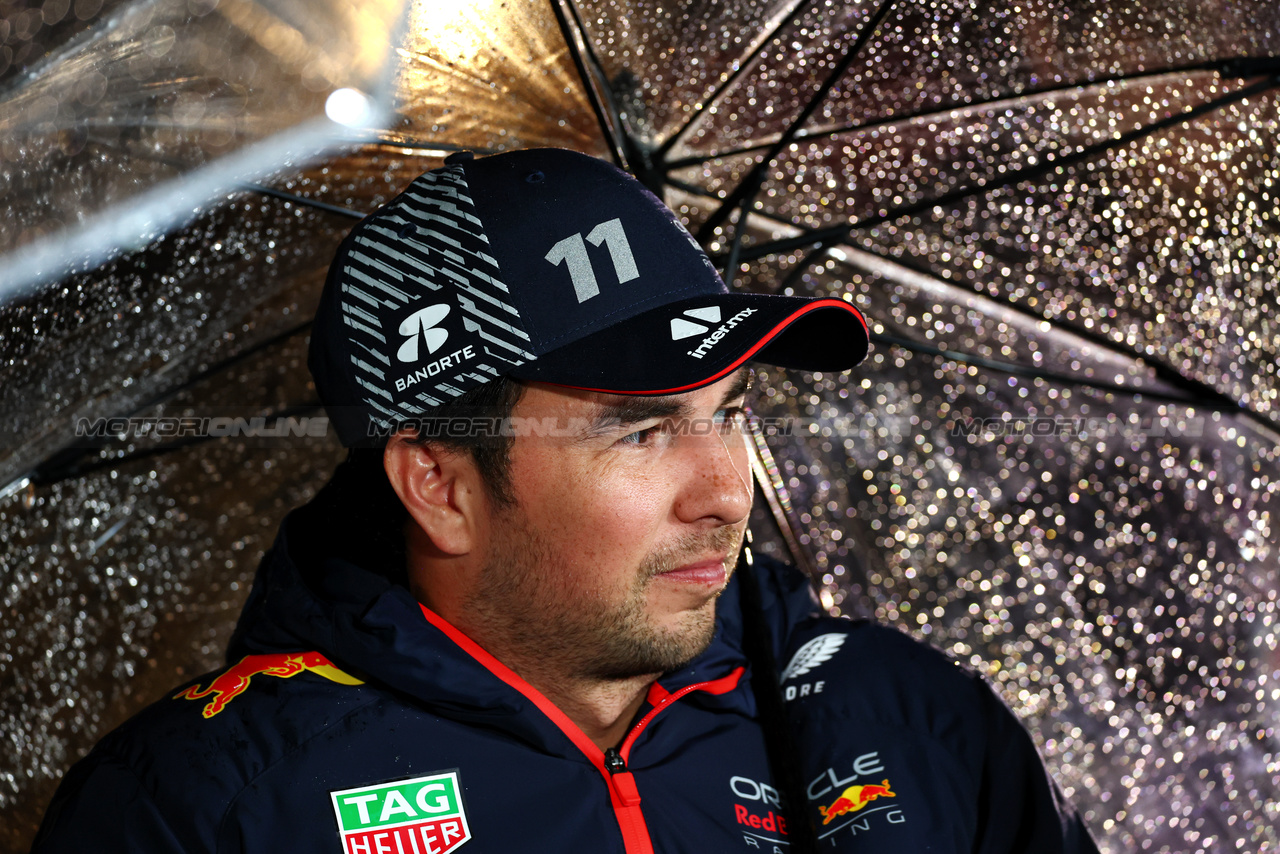 GP LAS VEGAS, Sergio Perez (MEX) Red Bull Racing.

15.11.2023. Formula 1 World Championship, Rd 22, Las Vegas Grand Prix, Las Vegas, Nevada, USA, Preparation Day.

 - www.xpbimages.com, EMail: requests@xpbimages.com © Copyright: Coates / XPB Images