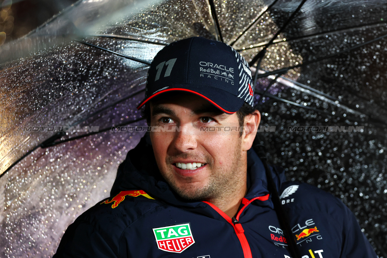 GP LAS VEGAS, Sergio Perez (MEX) Red Bull Racing.

15.11.2023. Formula 1 World Championship, Rd 22, Las Vegas Grand Prix, Las Vegas, Nevada, USA, Preparation Day.

 - www.xpbimages.com, EMail: requests@xpbimages.com © Copyright: Coates / XPB Images