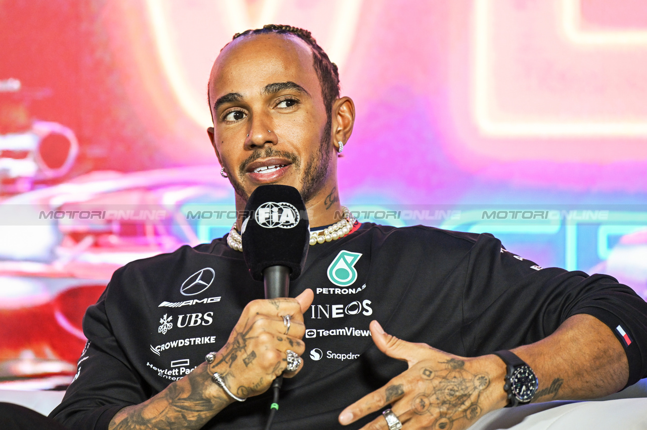 GP LAS VEGAS, Lewis Hamilton (GBR) Mercedes AMG F1 in the FIA Press Conference.

15.11.2023. Formula 1 World Championship, Rd 22, Las Vegas Grand Prix, Las Vegas, Nevada, USA, Preparation Day.

- www.xpbimages.com, EMail: requests@xpbimages.com © Copyright: XPB Images