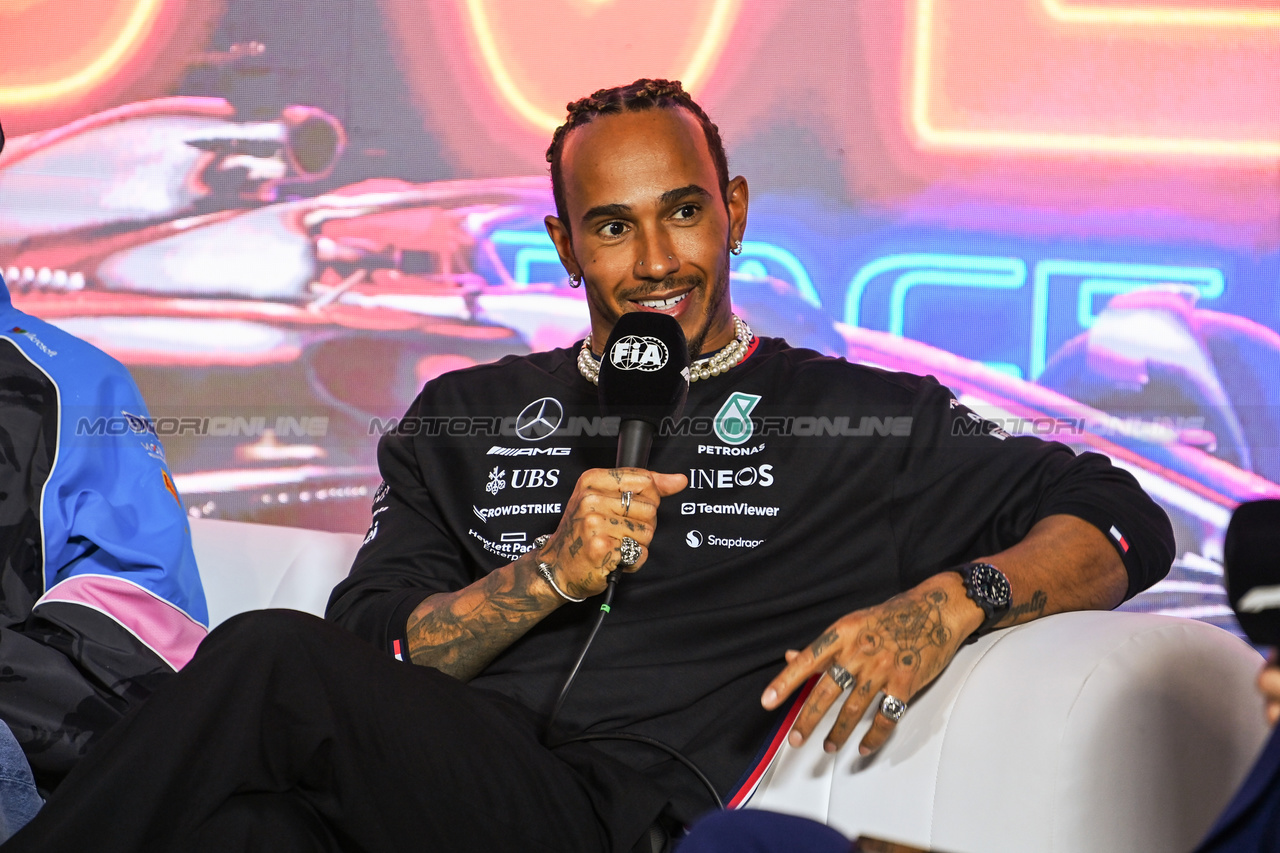 GP LAS VEGAS, Lewis Hamilton (GBR) Mercedes AMG F1 in the FIA Press Conference.

15.11.2023. Formula 1 World Championship, Rd 22, Las Vegas Grand Prix, Las Vegas, Nevada, USA, Preparation Day.

- www.xpbimages.com, EMail: requests@xpbimages.com © Copyright: XPB Images