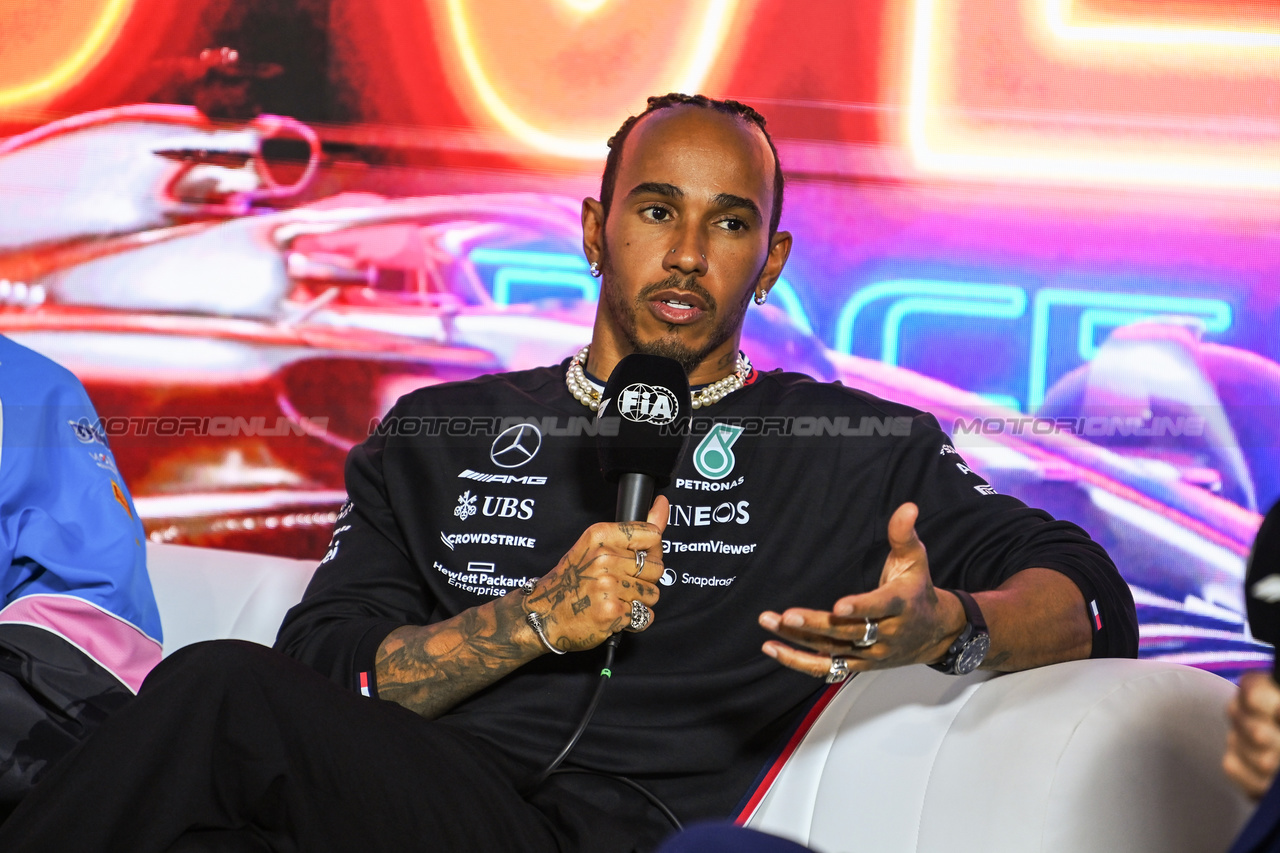 GP LAS VEGAS, Lewis Hamilton (GBR) Mercedes AMG F1 in the FIA Press Conference.

15.11.2023. Formula 1 World Championship, Rd 22, Las Vegas Grand Prix, Las Vegas, Nevada, USA, Preparation Day.

- www.xpbimages.com, EMail: requests@xpbimages.com © Copyright: XPB Images