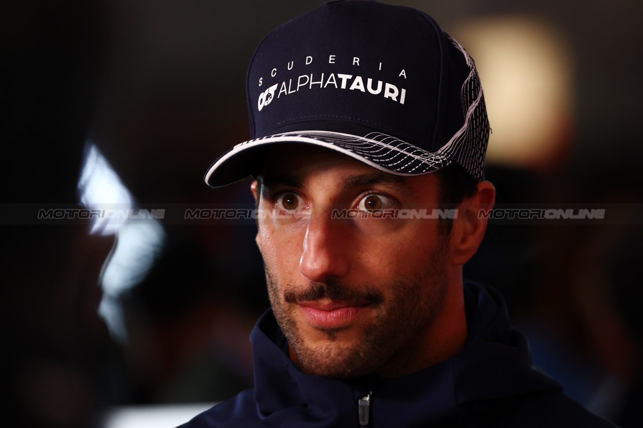 GP LAS VEGAS, Daniel Ricciardo (AUS) AlphaTauri.

15.11.2023. Formula 1 World Championship, Rd 22, Las Vegas Grand Prix, Las Vegas, Nevada, USA, Preparation Day.

 - www.xpbimages.com, EMail: requests@xpbimages.com © Copyright: Coates / XPB Images
