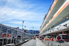 GP LAS VEGAS, Circuit Atmosfera - pit lane.
14.11.2023. Formula 1 World Championship, Rd 22, Las Vegas Grand Prix, Las Vegas, Nevada, USA, Preparation Day.
- www.xpbimages.com, EMail: requests@xpbimages.com © Copyright: Bearne / XPB Images