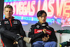 GP LAS VEGAS, (L to R): Nico Hulkenberg (GER) Haas F1 Team e Zhou Guanyu (CHN) Alfa Romeo F1 Team in the FIA Press Conference.
15.11.2023. Formula 1 World Championship, Rd 22, Las Vegas Grand Prix, Las Vegas, Nevada, USA, Preparation Day.
- www.xpbimages.com, EMail: requests@xpbimages.com © Copyright: XPB Images