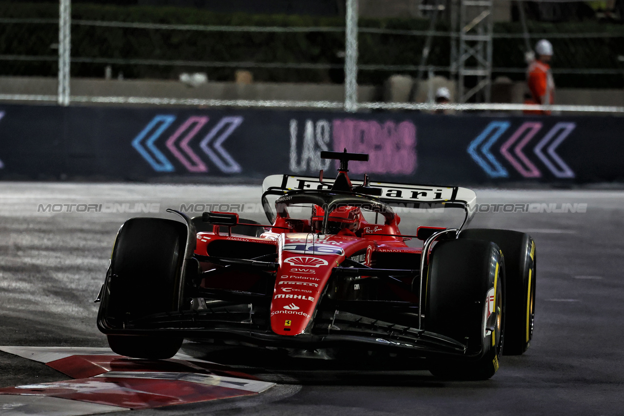 GP LAS VEGAS, Charles Leclerc (MON) Ferrari SF-23.

17.11.2023. Formula 1 World Championship, Rd 22, Las Vegas Grand Prix, Las Vegas, Nevada, USA, Qualifiche Day.

- www.xpbimages.com, EMail: requests@xpbimages.com © Copyright: Moy / XPB Images