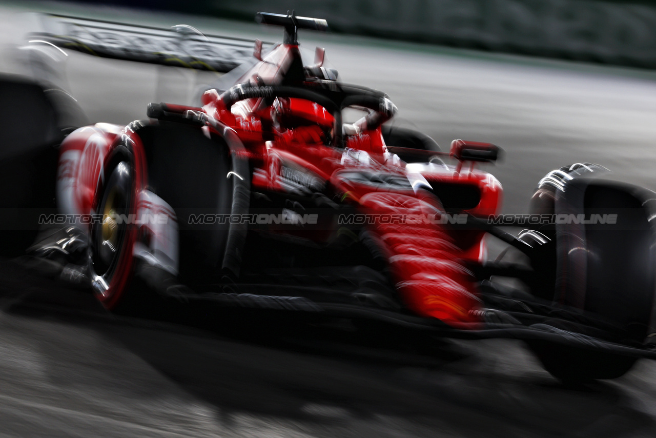 GP LAS VEGAS, Charles Leclerc (MON) Ferrari SF-23.

17.11.2023. Formula 1 World Championship, Rd 22, Las Vegas Grand Prix, Las Vegas, Nevada, USA, Qualifiche Day.

 - www.xpbimages.com, EMail: requests@xpbimages.com © Copyright: Coates / XPB Images