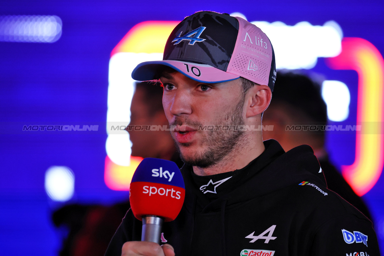 GP LAS VEGAS, Pierre Gasly (FRA) Alpine F1 Team.

17.11.2023. Formula 1 World Championship, Rd 22, Las Vegas Grand Prix, Las Vegas, Nevada, USA, Qualifiche Day.

- www.xpbimages.com, EMail: requests@xpbimages.com © Copyright: Moy / XPB Images