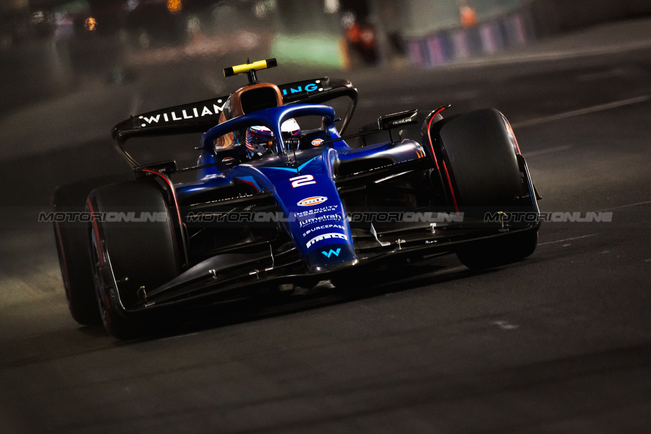 GP LAS VEGAS, Logan Sargeant (USA) Williams Racing FW45.

17.11.2023. Formula 1 World Championship, Rd 22, Las Vegas Grand Prix, Las Vegas, Nevada, USA, Qualifiche Day.

- www.xpbimages.com, EMail: requests@xpbimages.com © Copyright: Bearne / XPB Images