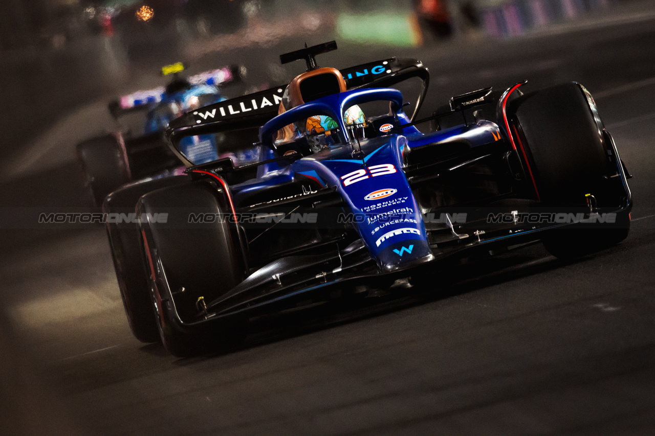 GP LAS VEGAS, Alexander Albon (THA) Williams Racing FW45.

17.11.2023. Formula 1 World Championship, Rd 22, Las Vegas Grand Prix, Las Vegas, Nevada, USA, Qualifiche Day.

- www.xpbimages.com, EMail: requests@xpbimages.com © Copyright: Bearne / XPB Images