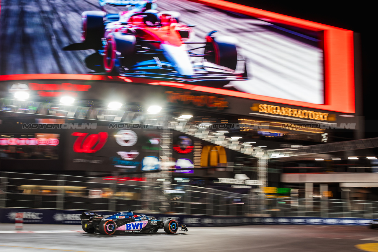 GP LAS VEGAS, Esteban Ocon (FRA) Alpine F1 Team A523.

17.11.2023. Formula 1 World Championship, Rd 22, Las Vegas Grand Prix, Las Vegas, Nevada, USA, Qualifiche Day.

- www.xpbimages.com, EMail: requests@xpbimages.com © Copyright: Bearne / XPB Images