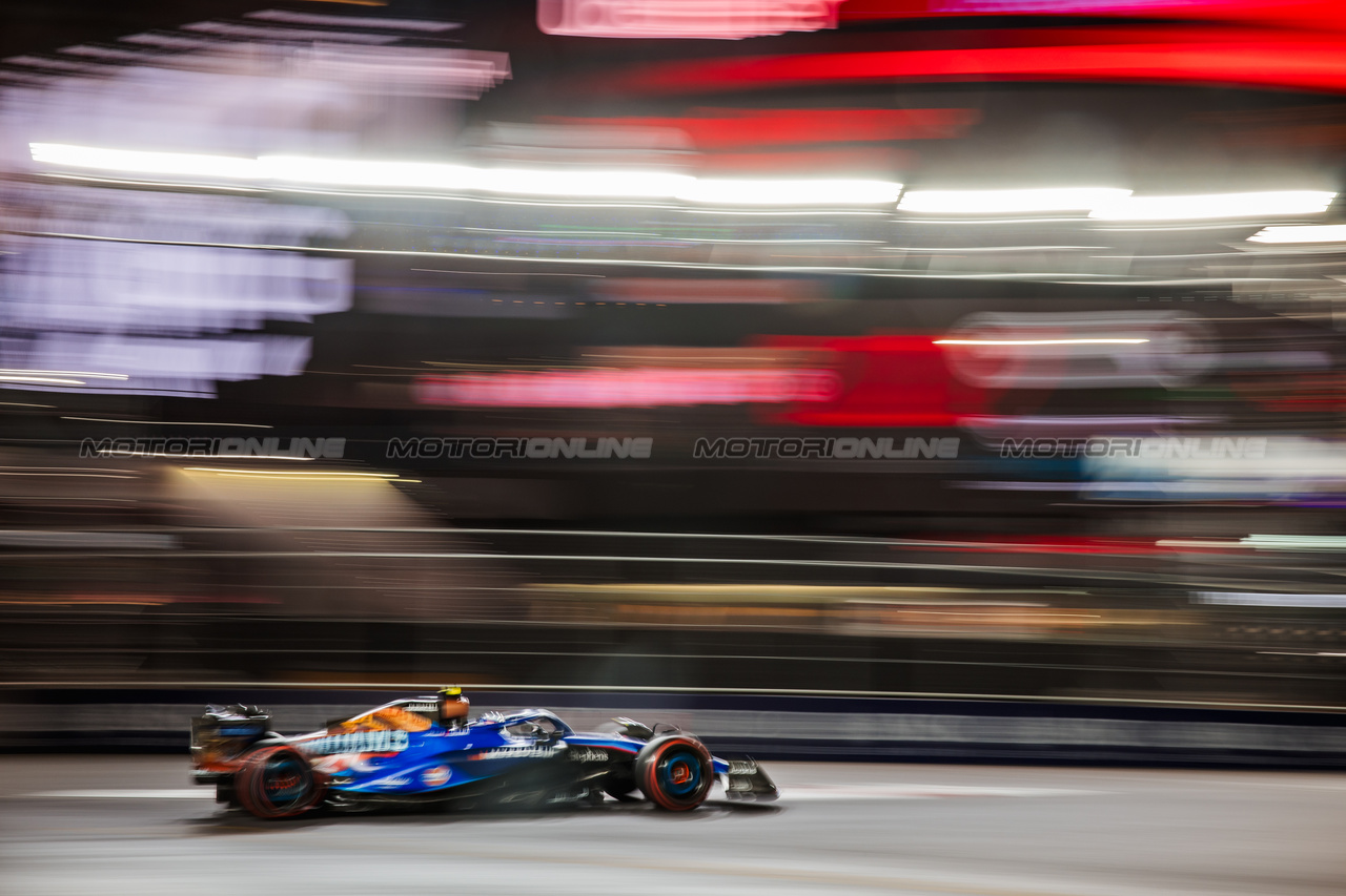 GP LAS VEGAS, Logan Sargeant (USA) Williams Racing FW45.

17.11.2023. Formula 1 World Championship, Rd 22, Las Vegas Grand Prix, Las Vegas, Nevada, USA, Qualifiche Day.

- www.xpbimages.com, EMail: requests@xpbimages.com © Copyright: Bearne / XPB Images