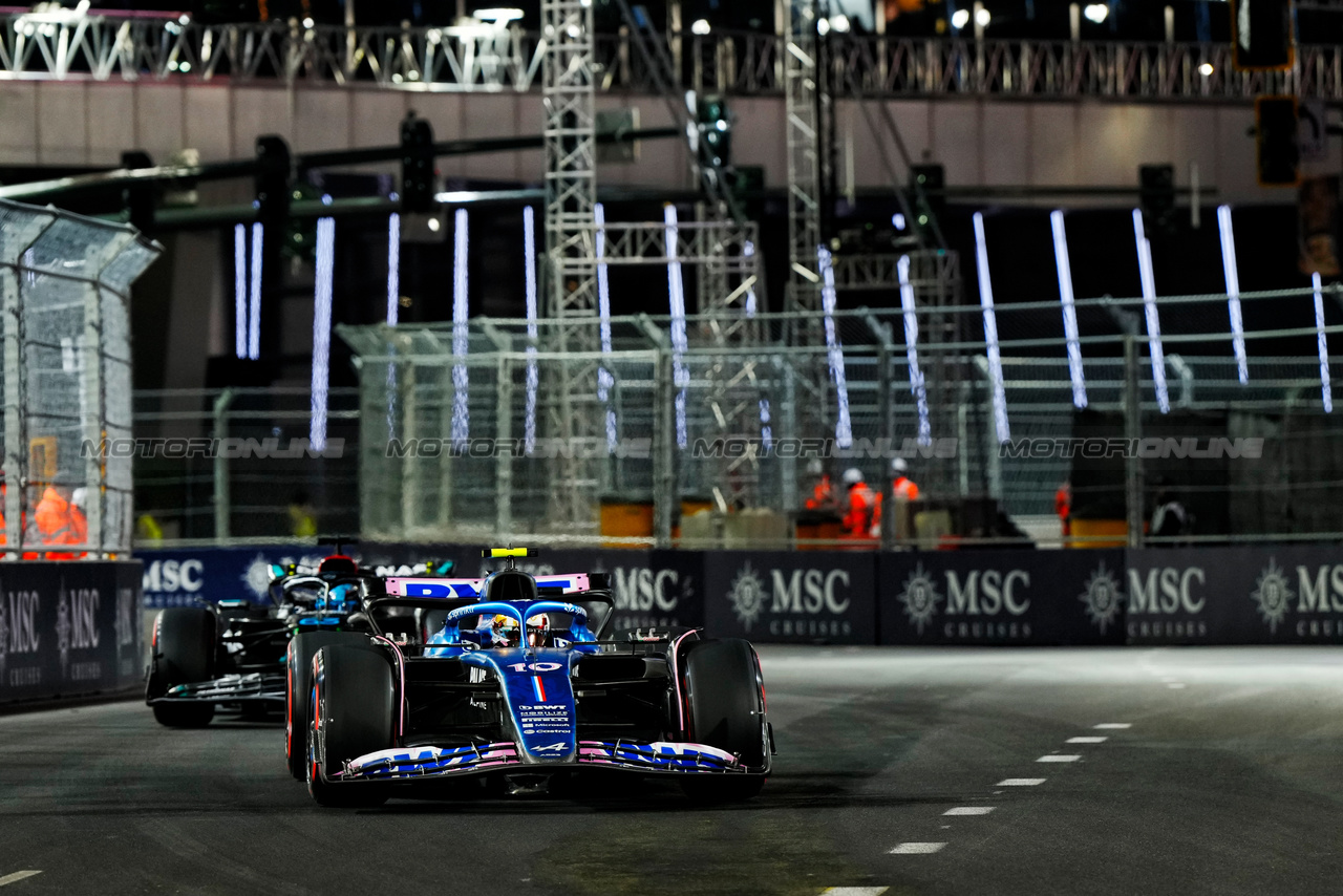 GP LAS VEGAS, Pierre Gasly (FRA) Alpine F1 Team A523.

17.11.2023. Formula 1 World Championship, Rd 22, Las Vegas Grand Prix, Las Vegas, Nevada, USA, Qualifiche Day.

- www.xpbimages.com, EMail: requests@xpbimages.com © Copyright: XPB Images