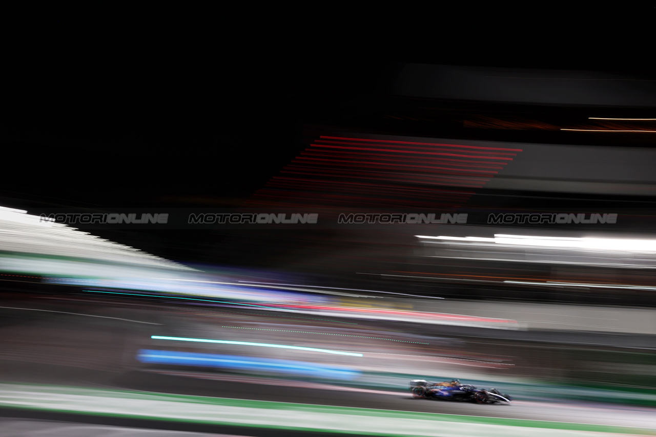GP LAS VEGAS, Alexander Albon (THA) Williams Racing FW45.

17.11.2023. Formula 1 World Championship, Rd 22, Las Vegas Grand Prix, Las Vegas, Nevada, USA, Qualifiche Day.

 - www.xpbimages.com, EMail: requests@xpbimages.com © Copyright: Staley / XPB Images