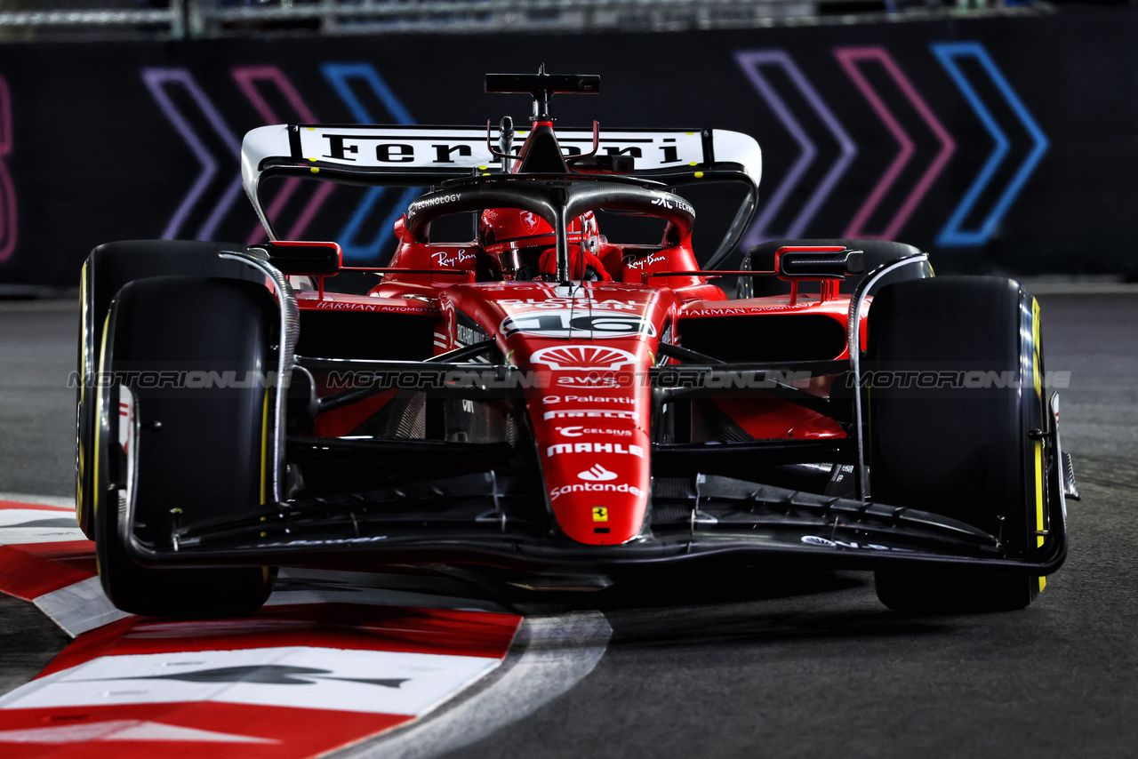 GP LAS VEGAS, Charles Leclerc (MON) Ferrari SF-23.

17.11.2023. Formula 1 World Championship, Rd 22, Las Vegas Grand Prix, Las Vegas, Nevada, USA, Qualifiche Day.

 - www.xpbimages.com, EMail: requests@xpbimages.com © Copyright: Coates / XPB Images