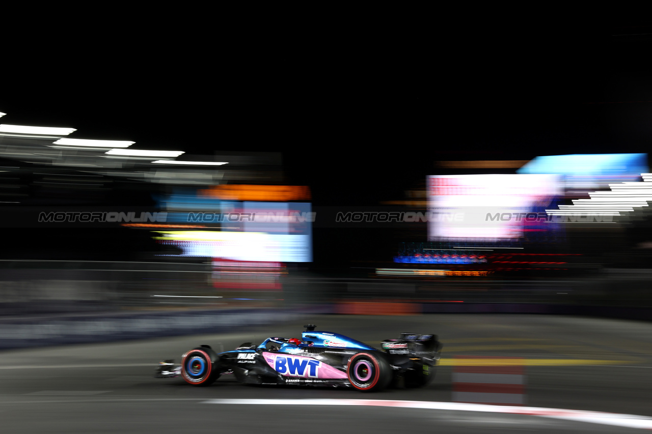 GP LAS VEGAS, Esteban Ocon (FRA) Alpine F1 Team A523.

17.11.2023. Formula 1 World Championship, Rd 22, Las Vegas Grand Prix, Las Vegas, Nevada, USA, Qualifiche Day.

- www.xpbimages.com, EMail: requests@xpbimages.com © Copyright: Moy / XPB Images