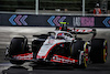 GP LAS VEGAS, Nico Hulkenberg (GER) Haas VF-23.
17.11.2023. Formula 1 World Championship, Rd 22, Las Vegas Grand Prix, Las Vegas, Nevada, USA, Qualifiche Day.
- www.xpbimages.com, EMail: requests@xpbimages.com © Copyright: Moy / XPB Images
