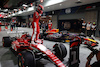 GP LAS VEGAS, Charles Leclerc (MON) Ferrari SF-23 celebrates his pole position in qualifying parc ferme.
17.11.2023. Formula 1 World Championship, Rd 22, Las Vegas Grand Prix, Las Vegas, Nevada, USA, Qualifiche Day.
 - www.xpbimages.com, EMail: requests@xpbimages.com © Copyright: Coates / XPB Images