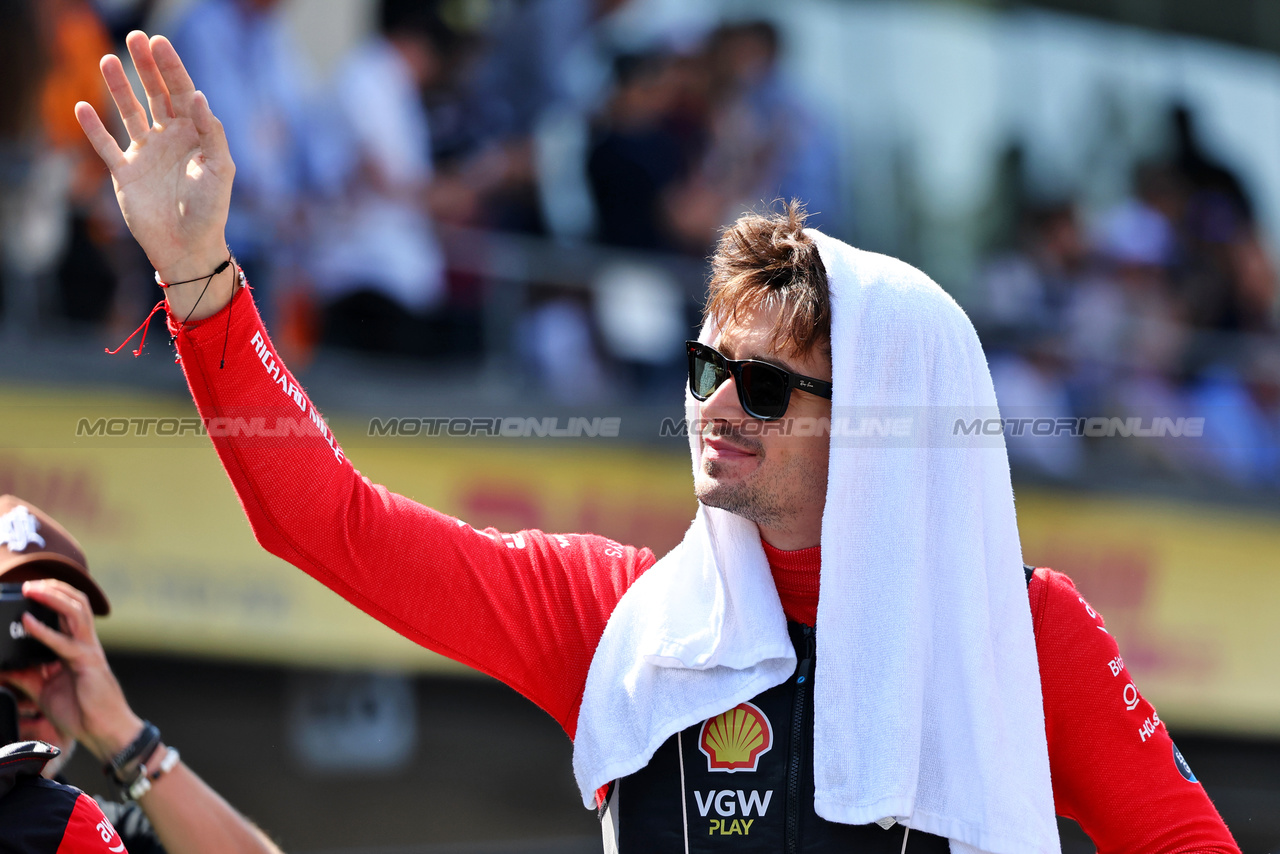 GP MESSICO, Charles Leclerc (MON) Ferrari on the grid.

29.10.2023. Formula 1 World Championship, Rd 20, Mexican Grand Prix, Mexico City, Mexico, Gara Day.

- www.xpbimages.com, EMail: requests@xpbimages.com © Copyright: Charniaux / XPB Images
