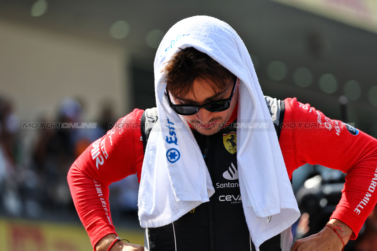 GP MESSICO, Charles Leclerc (MON) Ferrari on the grid.

29.10.2023. Formula 1 World Championship, Rd 20, Mexican Grand Prix, Mexico City, Mexico, Gara Day.

- www.xpbimages.com, EMail: requests@xpbimages.com © Copyright: Charniaux / XPB Images