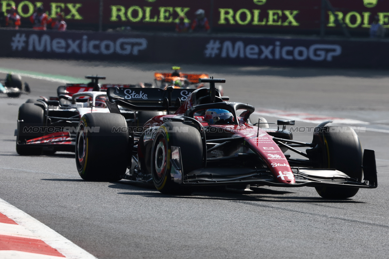 GP MESSICO, Valtteri Bottas (FIN) Alfa Romeo F1 Team C43.

29.10.2023. Formula 1 World Championship, Rd 20, Mexican Grand Prix, Mexico City, Mexico, Gara Day.

- www.xpbimages.com, EMail: requests@xpbimages.com © Copyright: Charniaux / XPB Images