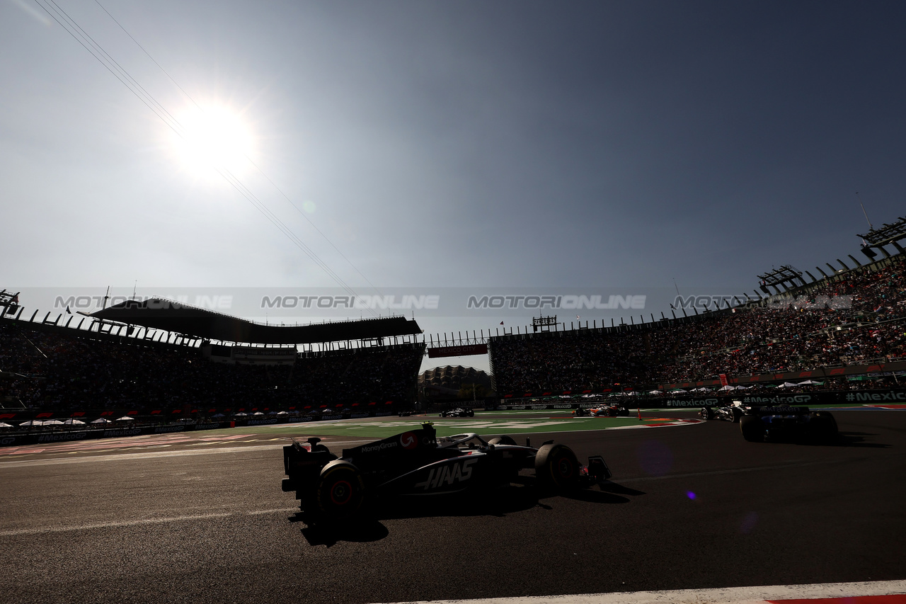 GP MESSICO, Nico Hulkenberg (GER) Haas VF-23.

29.10.2023. Formula 1 World Championship, Rd 20, Mexican Grand Prix, Mexico City, Mexico, Gara Day.

- www.xpbimages.com, EMail: requests@xpbimages.com © Copyright: Bearne / XPB Images