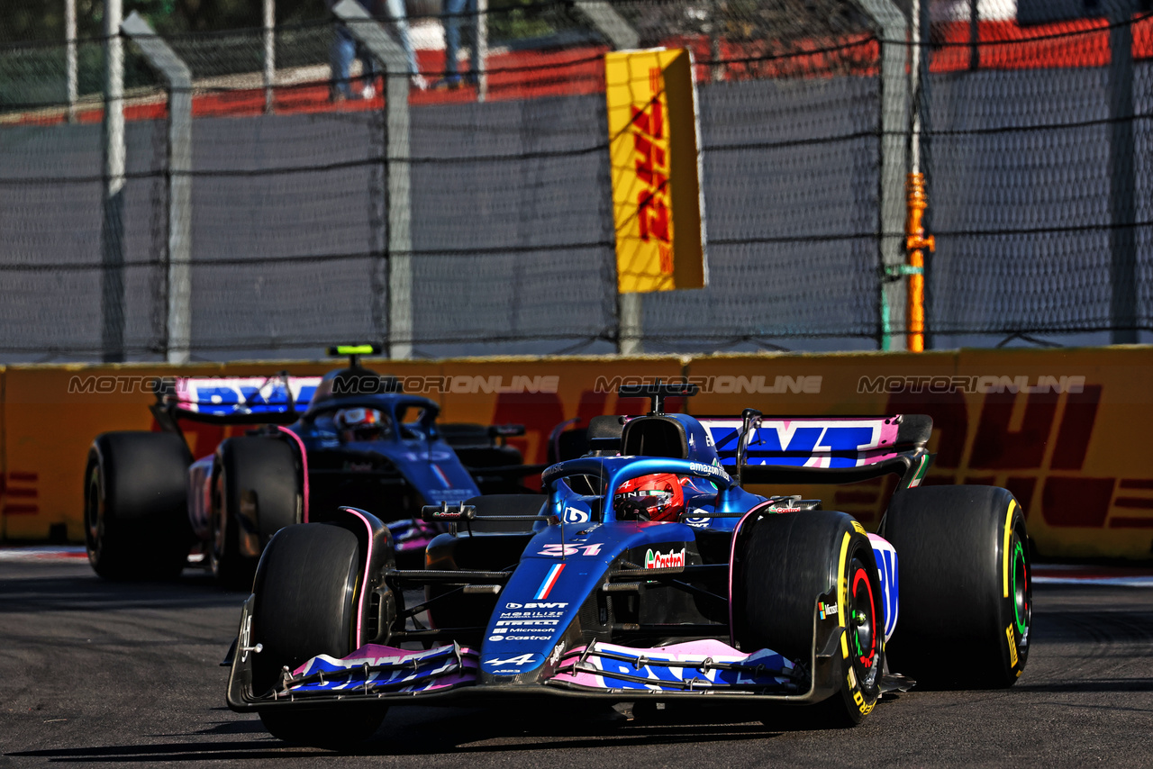 GP MESSICO, Esteban Ocon (FRA) Alpine F1 Team A523.

29.10.2023. Formula 1 World Championship, Rd 20, Mexican Grand Prix, Mexico City, Mexico, Gara Day.

 - www.xpbimages.com, EMail: requests@xpbimages.com © Copyright: Coates / XPB Images