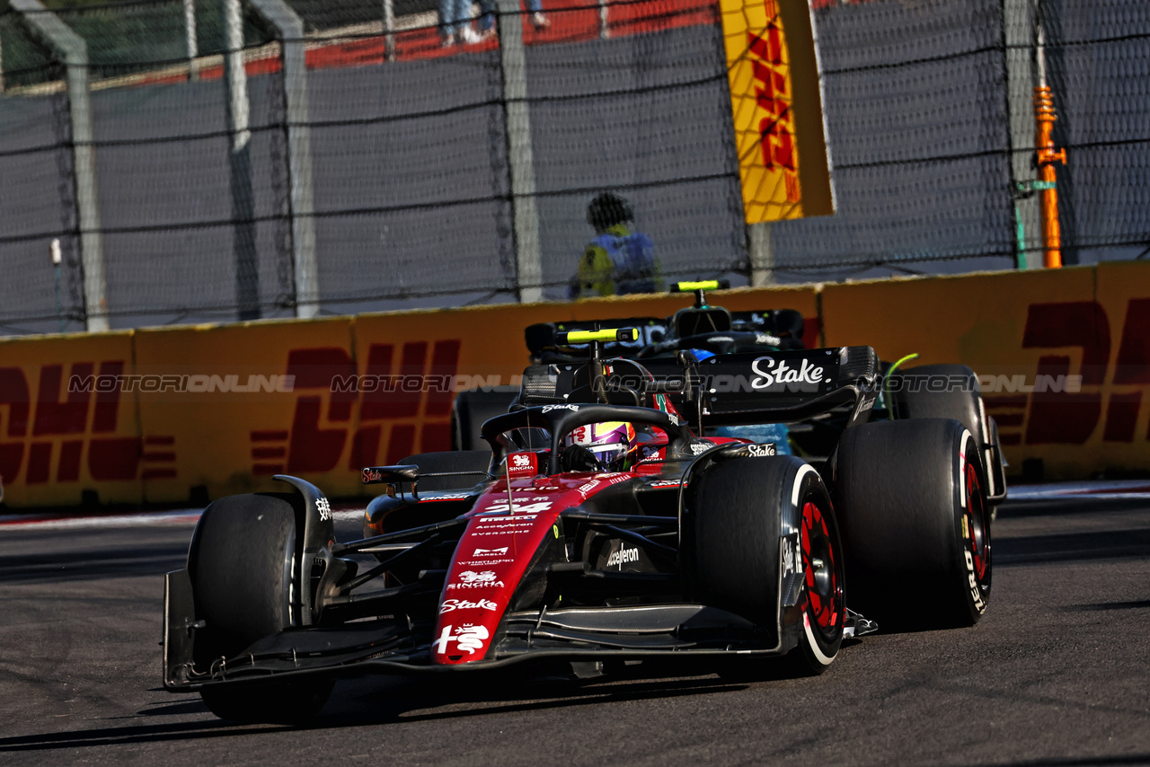 GP MESSICO, Zhou Guanyu (CHN) Alfa Romeo F1 Team C43.

29.10.2023. Formula 1 World Championship, Rd 20, Mexican Grand Prix, Mexico City, Mexico, Gara Day.

 - www.xpbimages.com, EMail: requests@xpbimages.com © Copyright: Coates / XPB Images