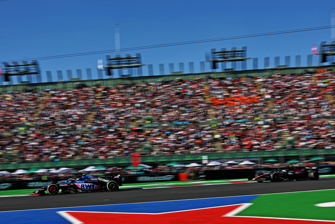 GP MESSICO, Pierre Gasly (FRA) Alpine F1 Team A523.

29.10.2023. Formula 1 World Championship, Rd 20, Mexican Grand Prix, Mexico City, Mexico, Gara Day.

 - www.xpbimages.com, EMail: requests@xpbimages.com © Copyright: Coates / XPB Images