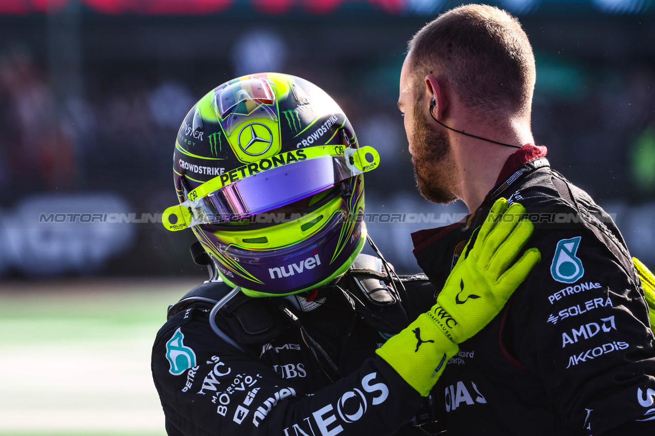 GP MESSICO, Lewis Hamilton (GBR), Mercedes AMG F1  
29.10.2023. Formula 1 World Championship, Rd 20, Mexican Grand Prix, Mexico City, Mexico, Gara Day.
- www.xpbimages.com, EMail: requests@xpbimages.com © Copyright: Charniaux / XPB Images