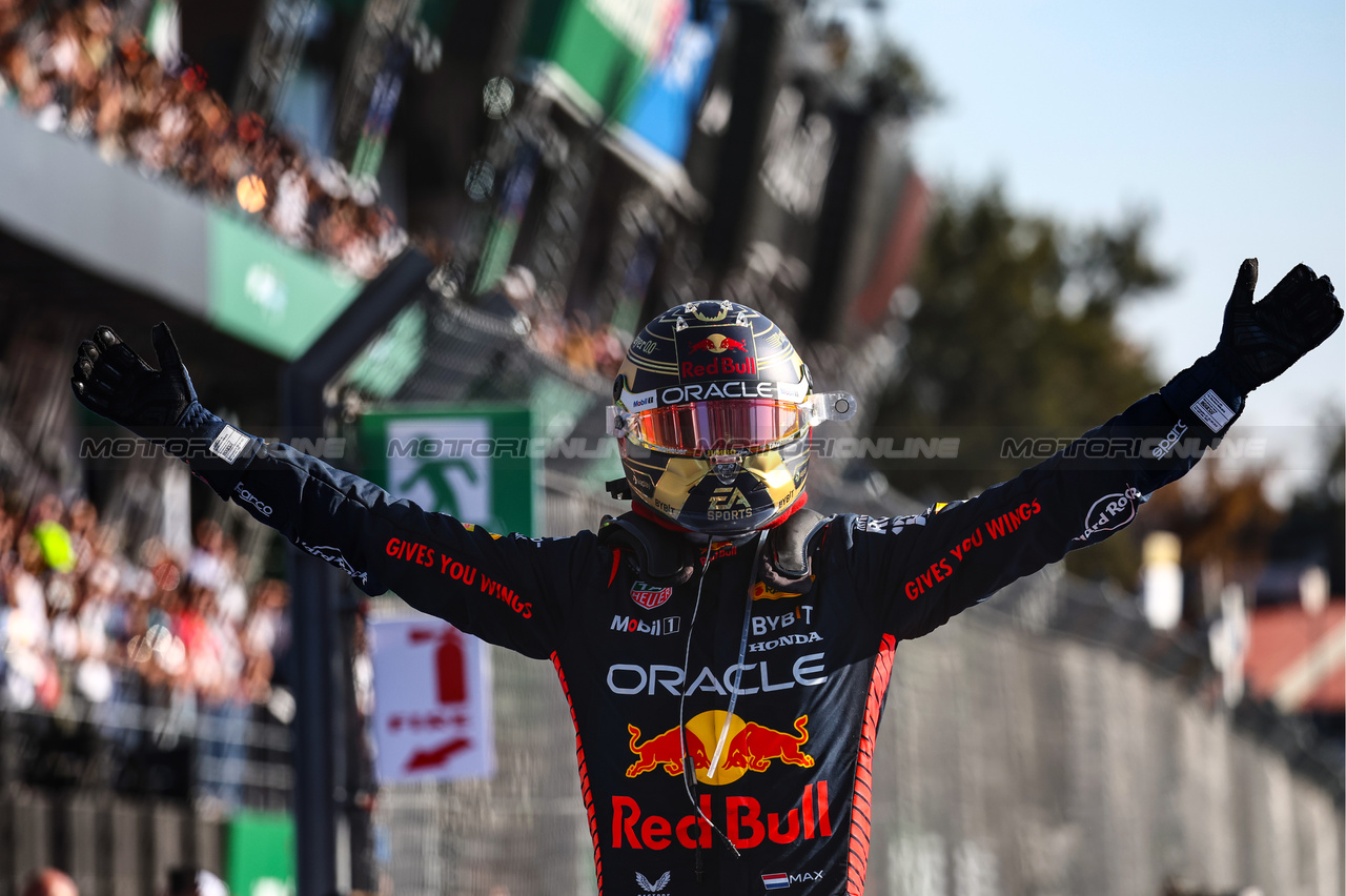 GP MESSICO, Max Verstappen (NLD), Red Bull Racing 
29.10.2023. Formula 1 World Championship, Rd 20, Mexican Grand Prix, Mexico City, Mexico, Gara Day.
- www.xpbimages.com, EMail: requests@xpbimages.com © Copyright: Charniaux / XPB Images