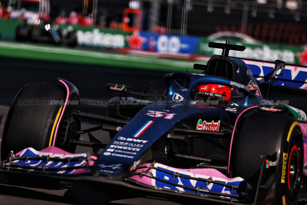 GP MESSICO, Esteban Ocon (FRA) Alpine F1 Team A523.

29.10.2023. Formula 1 World Championship, Rd 20, Mexican Grand Prix, Mexico City, Mexico, Gara Day.

- www.xpbimages.com, EMail: requests@xpbimages.com © Copyright: Moy / XPB Images