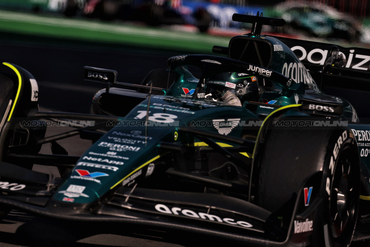 GP MESSICO, Lance Stroll (CDN) Aston Martin F1 Team AMR23.

29.10.2023. Formula 1 World Championship, Rd 20, Mexican Grand Prix, Mexico City, Mexico, Gara Day.

- www.xpbimages.com, EMail: requests@xpbimages.com © Copyright: Moy / XPB Images