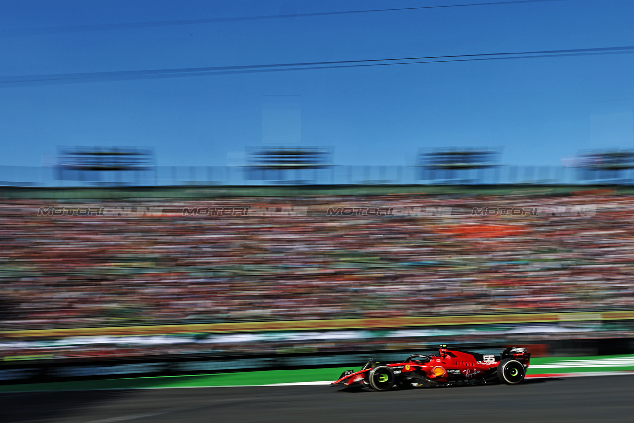 GP MESSICO, Carlos Sainz Jr (ESP) Ferrari SF-23.

29.10.2023. Formula 1 World Championship, Rd 20, Mexican Grand Prix, Mexico City, Mexico, Gara Day.

- www.xpbimages.com, EMail: requests@xpbimages.com © Copyright: Moy / XPB Images