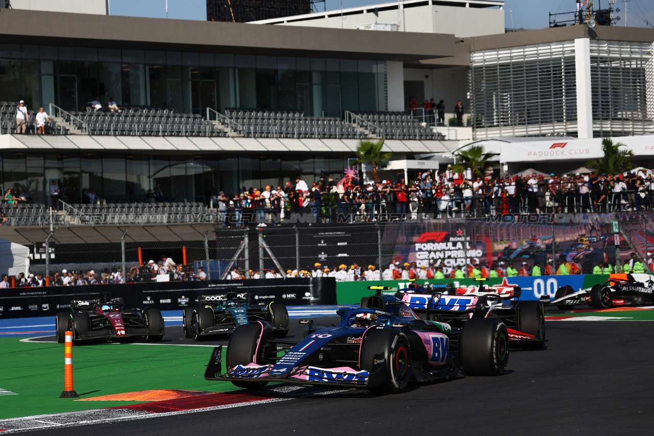GP MESSICO, Pierre Gasly (FRA) Alpine F1 Team A523.

29.10.2023. Formula 1 World Championship, Rd 20, Mexican Grand Prix, Mexico City, Mexico, Gara Day.

 - www.xpbimages.com, EMail: requests@xpbimages.com © Copyright: Coates / XPB Images