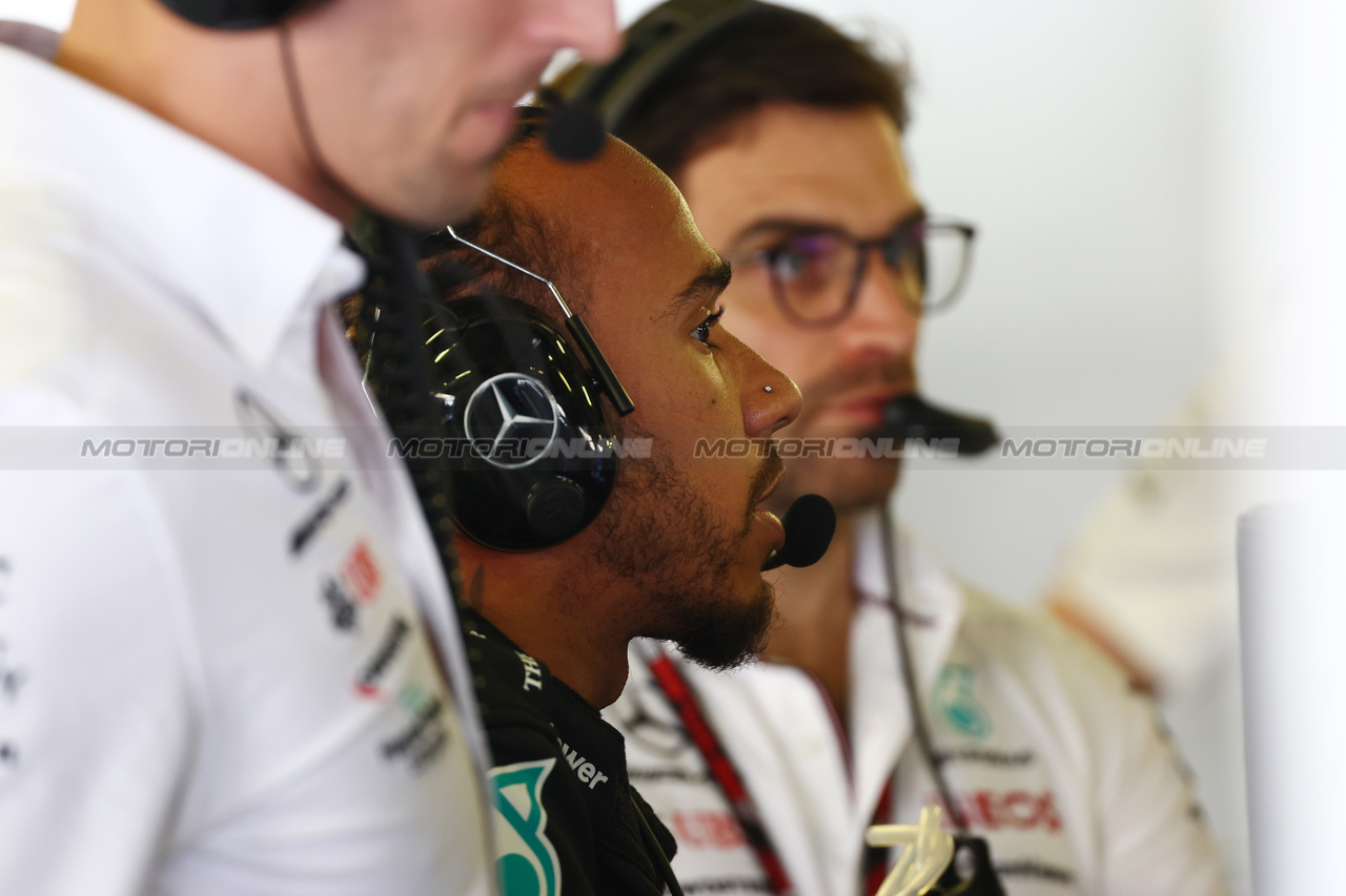 GP MESSICO, Lewis Hamilton (GBR) Mercedes AMG F1 on the grid.

29.10.2023. Formula 1 World Championship, Rd 20, Mexican Grand Prix, Mexico City, Mexico, Gara Day.

 - www.xpbimages.com, EMail: requests@xpbimages.com © Copyright: Coates / XPB Images