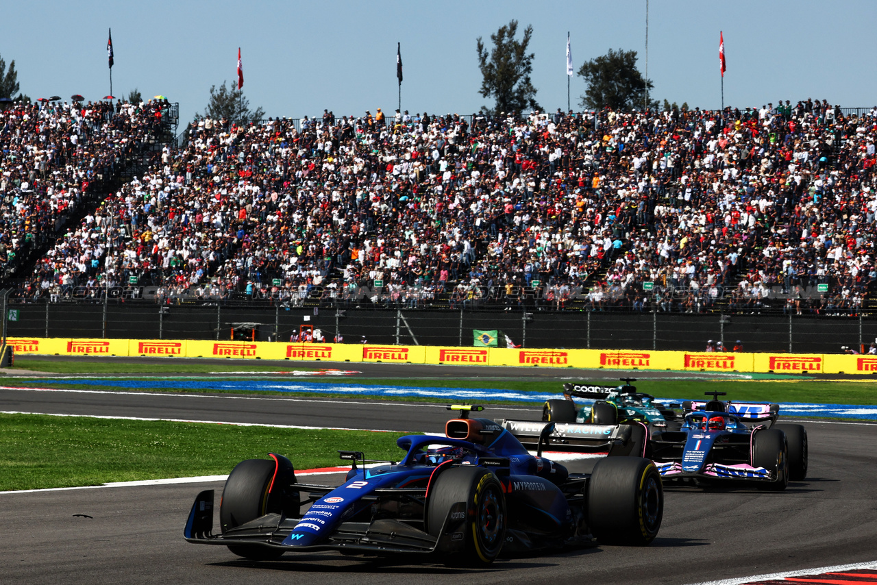 GP MESSICO, Logan Sargeant (USA) Williams Racing FW45.

29.10.2023. Formula 1 World Championship, Rd 20, Mexican Grand Prix, Mexico City, Mexico, Gara Day.

 - www.xpbimages.com, EMail: requests@xpbimages.com © Copyright: Coates / XPB Images