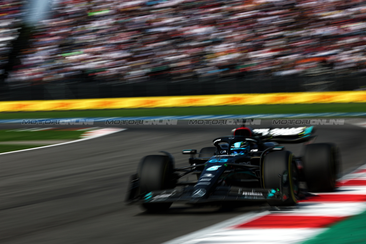 GP MESSICO, George Russell (GBR) Mercedes AMG F1 W14.

29.10.2023. Formula 1 World Championship, Rd 20, Mexican Grand Prix, Mexico City, Mexico, Gara Day.

 - www.xpbimages.com, EMail: requests@xpbimages.com © Copyright: Coates / XPB Images