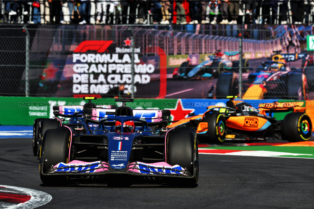 GP MESSICO, Esteban Ocon (FRA) Alpine F1 Team A523.

29.10.2023. Formula 1 World Championship, Rd 20, Mexican Grand Prix, Mexico City, Mexico, Gara Day.

 - www.xpbimages.com, EMail: requests@xpbimages.com © Copyright: Coates / XPB Images