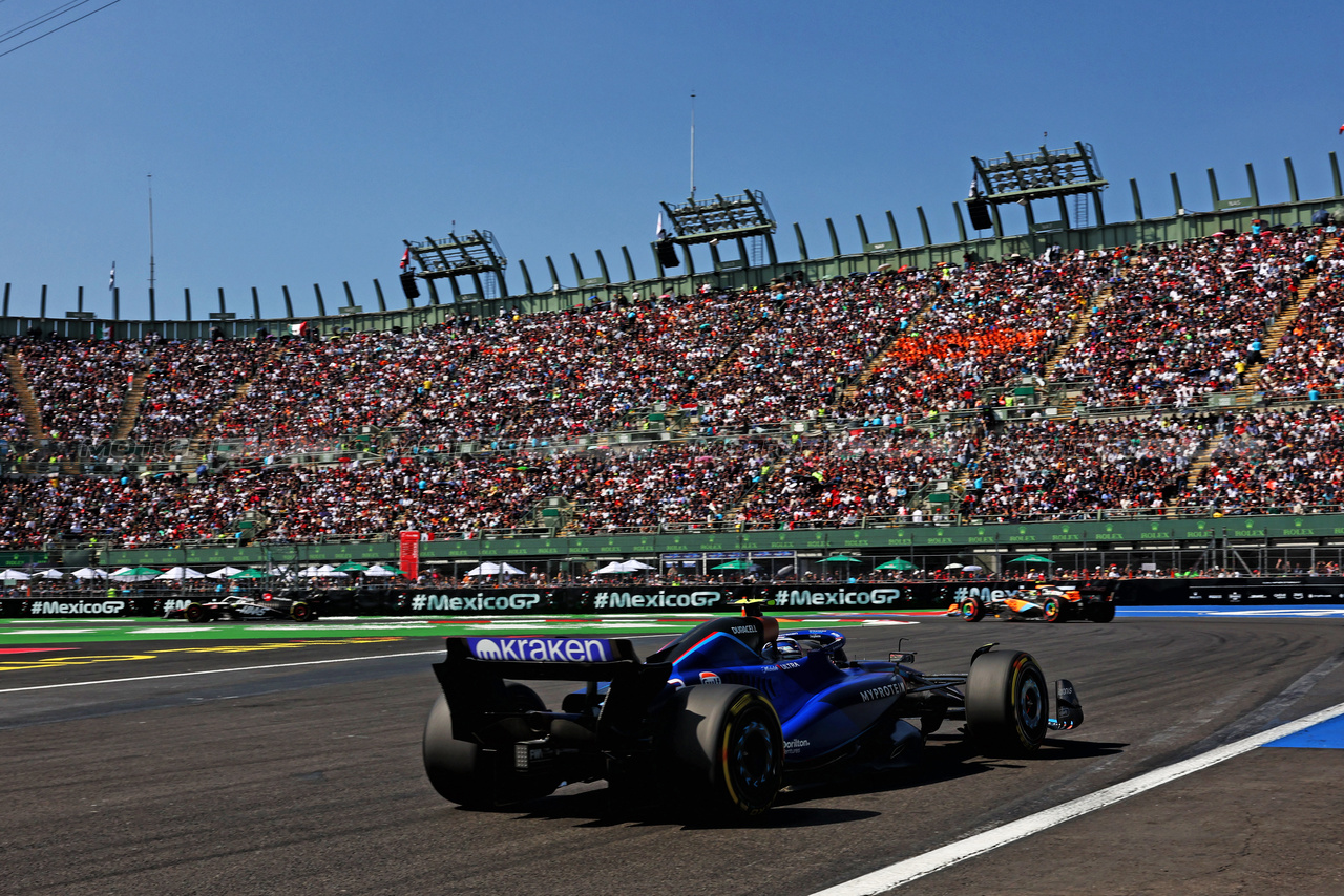 GP MESSICO, Logan Sargeant (USA) Williams Racing FW45.

29.10.2023. Formula 1 World Championship, Rd 20, Mexican Grand Prix, Mexico City, Mexico, Gara Day.

- www.xpbimages.com, EMail: requests@xpbimages.com © Copyright: Charniaux / XPB Images