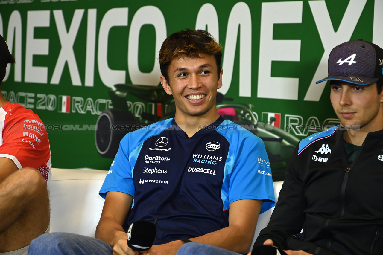 GP MESSICO, Alexander Albon (THA) Williams Racing in the FIA Press Conference.

26.10.2023. Formula 1 World Championship, Rd 20, Mexican Grand Prix, Mexico City, Mexico, Preparation Day.

- www.xpbimages.com, EMail: requests@xpbimages.com © Copyright: XPB Images